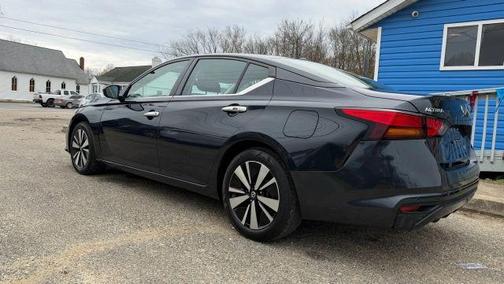 2021 Nissan Altima 2.5 SV