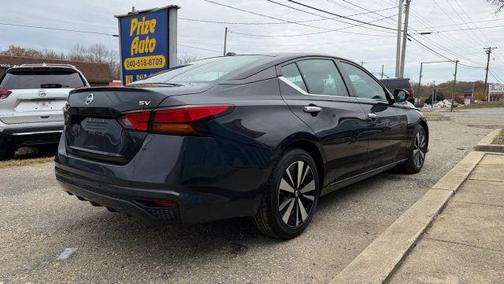 2021 Nissan Altima 2.5 SV