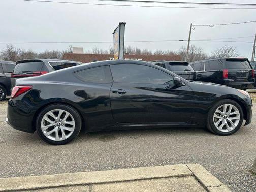 2013 Hyundai Genesis Coupe 2.0T Premium