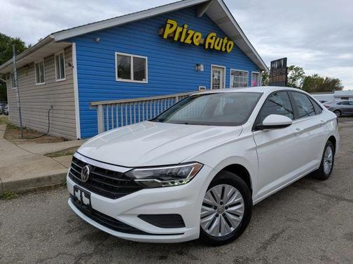 Pure White 2019 Volkswagen Jetta 1.4T S