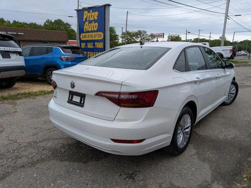 Pure White 2019 Volkswagen Jetta 1.4T S