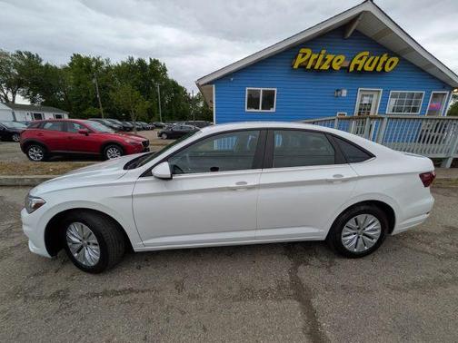 Pure White 2019 Volkswagen Jetta 1.4T S