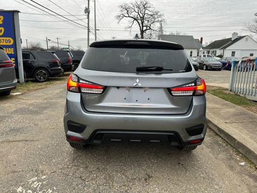 2023 Mitsubishi Outlander Sport S