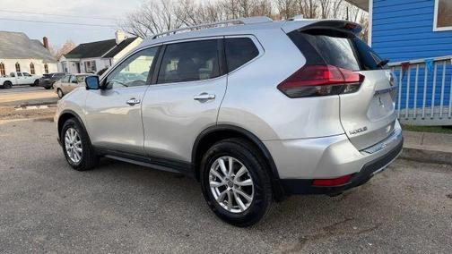 2018 Nissan Rogue SV