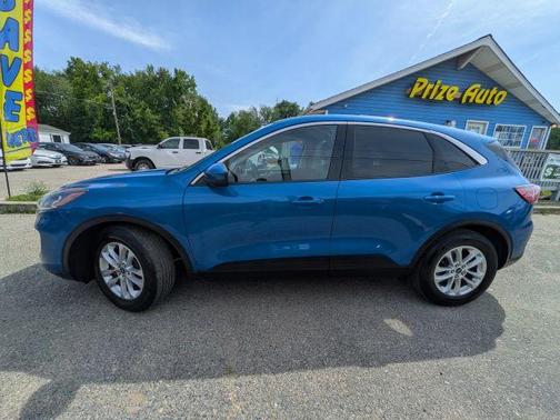 Blue 2020 Ford Escape SE