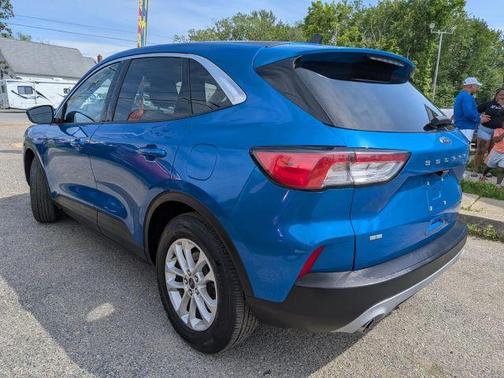Blue 2020 Ford Escape SE