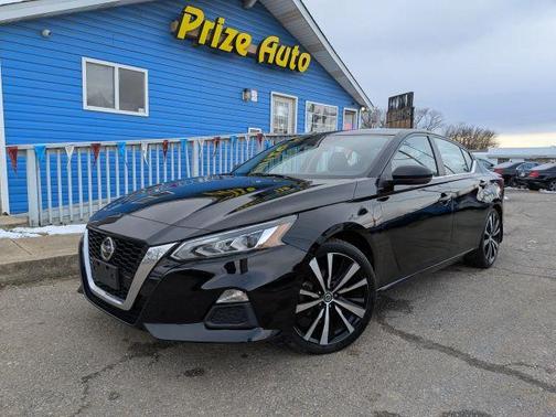 2022 Nissan Altima 2.0 SR