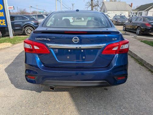 Gray 2018 Nissan Sentra SR