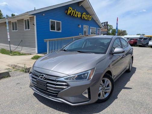 Gray 2020 Hyundai ELANTRA SEL