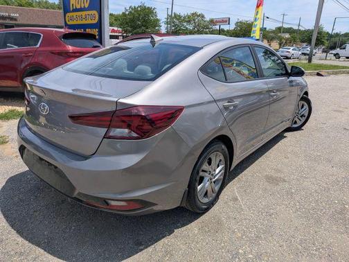 Gray 2020 Hyundai ELANTRA SEL