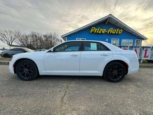 2019 Chrysler 300 S
