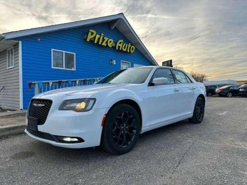 2019 Chrysler 300 S