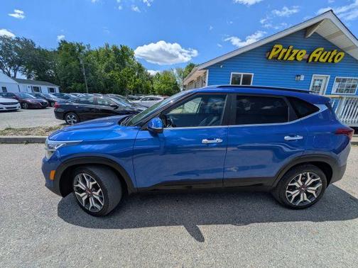 Blue 2021 Kia Seltos SX