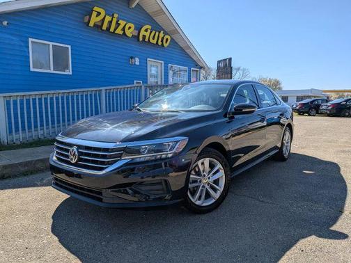 Deep Black Pearl Effect 2020 Volkswagen Passat 2.0T SE