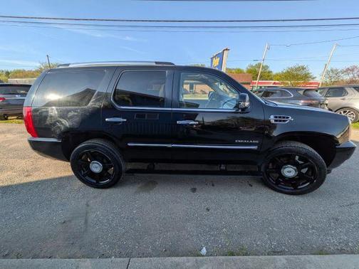 Black 2011 Cadillac Escalade Premium