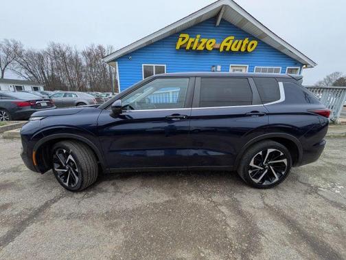 2022 Mitsubishi Outlander SE