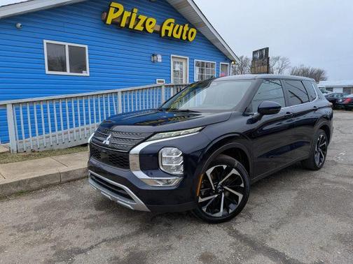 2022 Mitsubishi Outlander SE