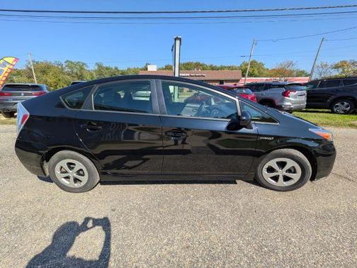Black 2014 Toyota Prius Two
