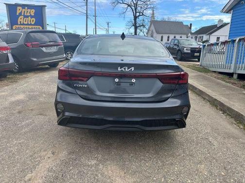 2023 Kia Forte LXS