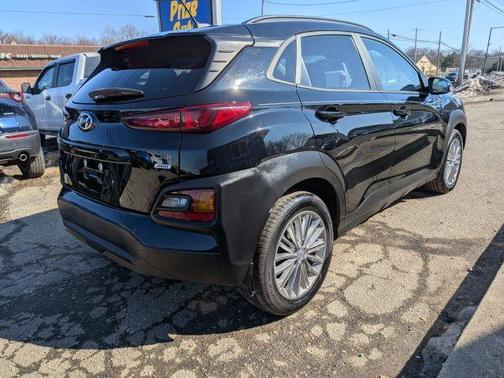 2021 Hyundai KONA SEL