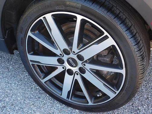 2023 MINI Hardtop Cooper