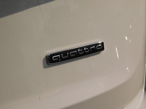 2023 Audi Q7 55 Premium Plus