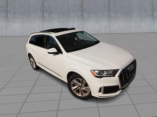 2023 Audi Q7 55 Premium Plus