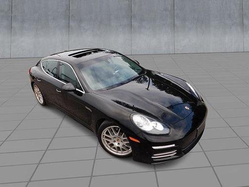2015 Porsche Panamera 4S