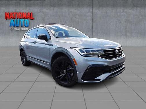 2023 Volkswagen Tiguan 2.0T SE R-Line Black