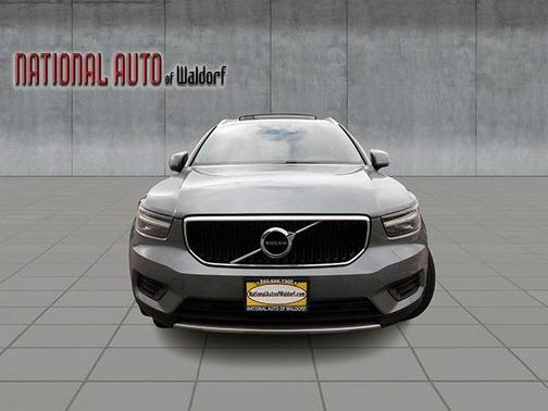 2019 Volvo XC40 T5 Momentum