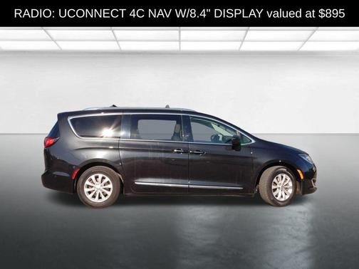 2019 Chrysler Pacifica Touring-L