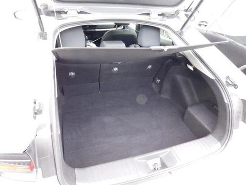 2023 Toyota Prius LE