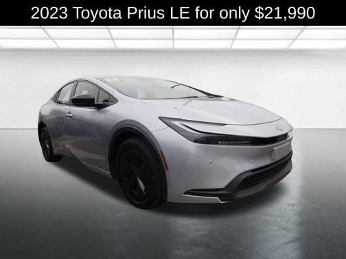 2023 Toyota Prius LE