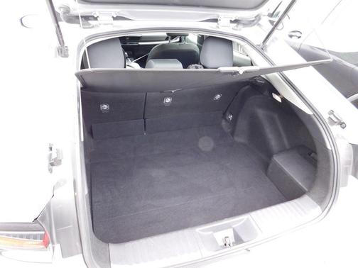 2023 Toyota Prius LE