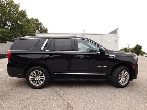 2022 GMC Yukon SLT