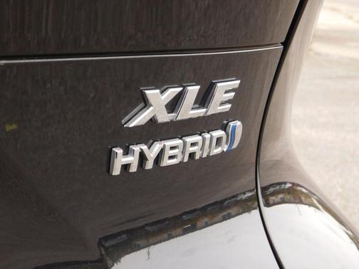 2021 Toyota Venza XLE