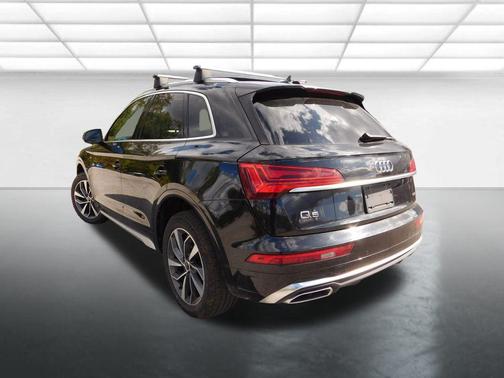 2023 Audi Q5 45 S line quattro Premium