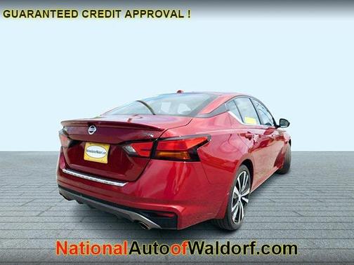 2022 Nissan Altima SR FWD