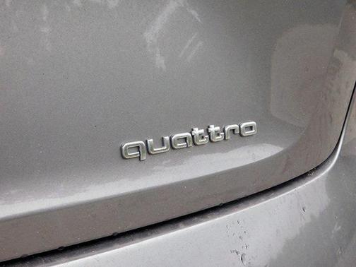 2021 Audi e-tron Premium Plus