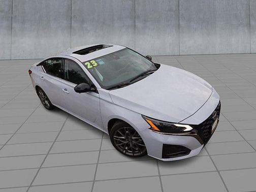 2023 Nissan Altima 2.0 SR