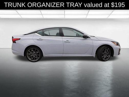 2023 Nissan Altima 2.0 SR