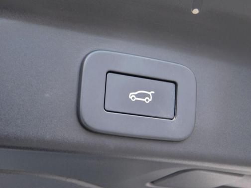 2025 Jaguar F-PACE P250 R-Dynamic S