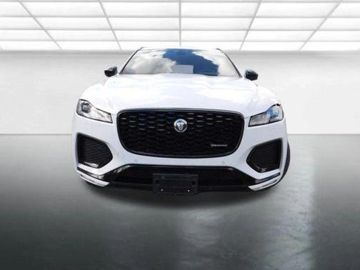 2025 Jaguar F-PACE P250 R-Dynamic S