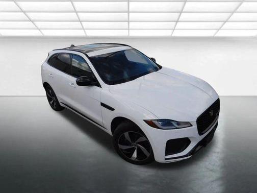2025 Jaguar F-PACE P250 R-Dynamic S