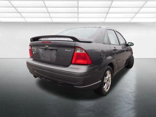 2006 Ford Focus ZX4 ST