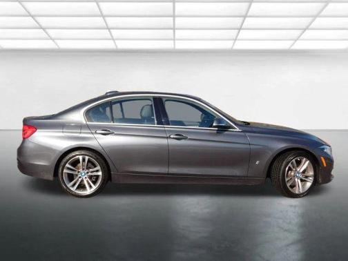 2017 BMW 330e iPerformance