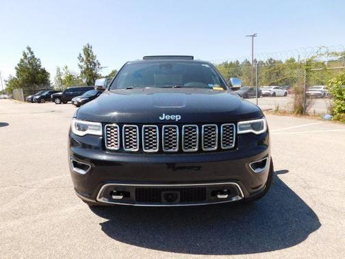 Black 2019 Jeep Grand Cherokee Overland