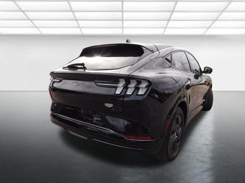 2023 Ford Mustang Mach-E California Route 1