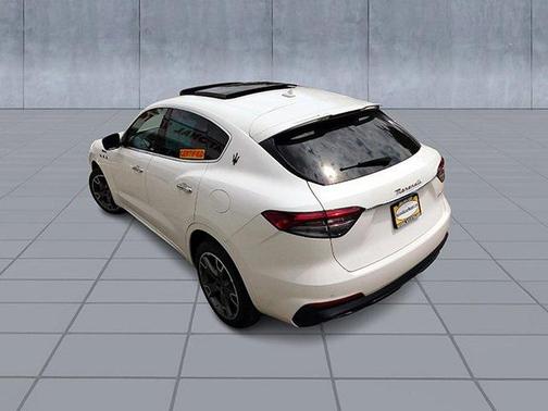 2023 Maserati Levante Modena