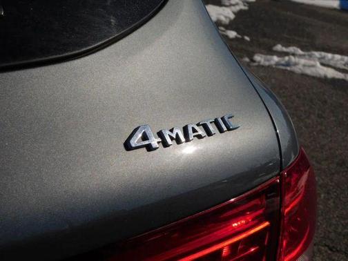 2017 Mercedes-Benz GLC 300 Base 4MATIC